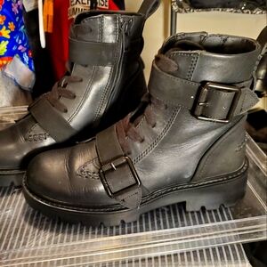 Ugg Noe Boot Women’s Size 7